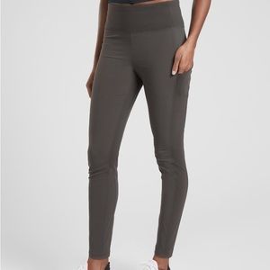 Athleta Trekkie Hybrid Crop Tight